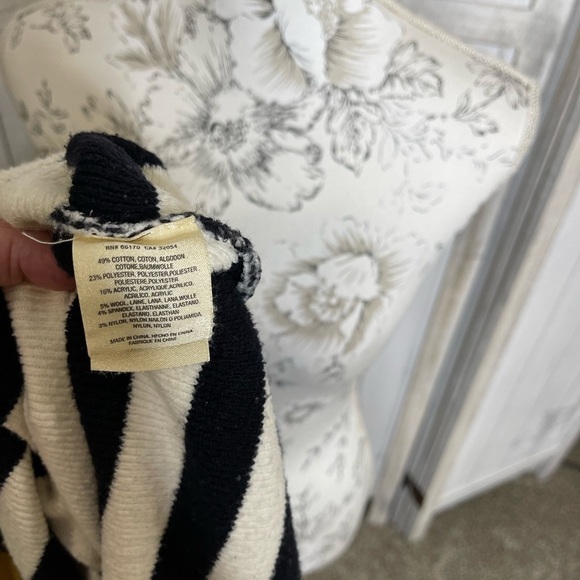 Angel of the North Anthropologie Knit Cardigan Sweater Cream Black Stripe Small - Picture 5 of 5
